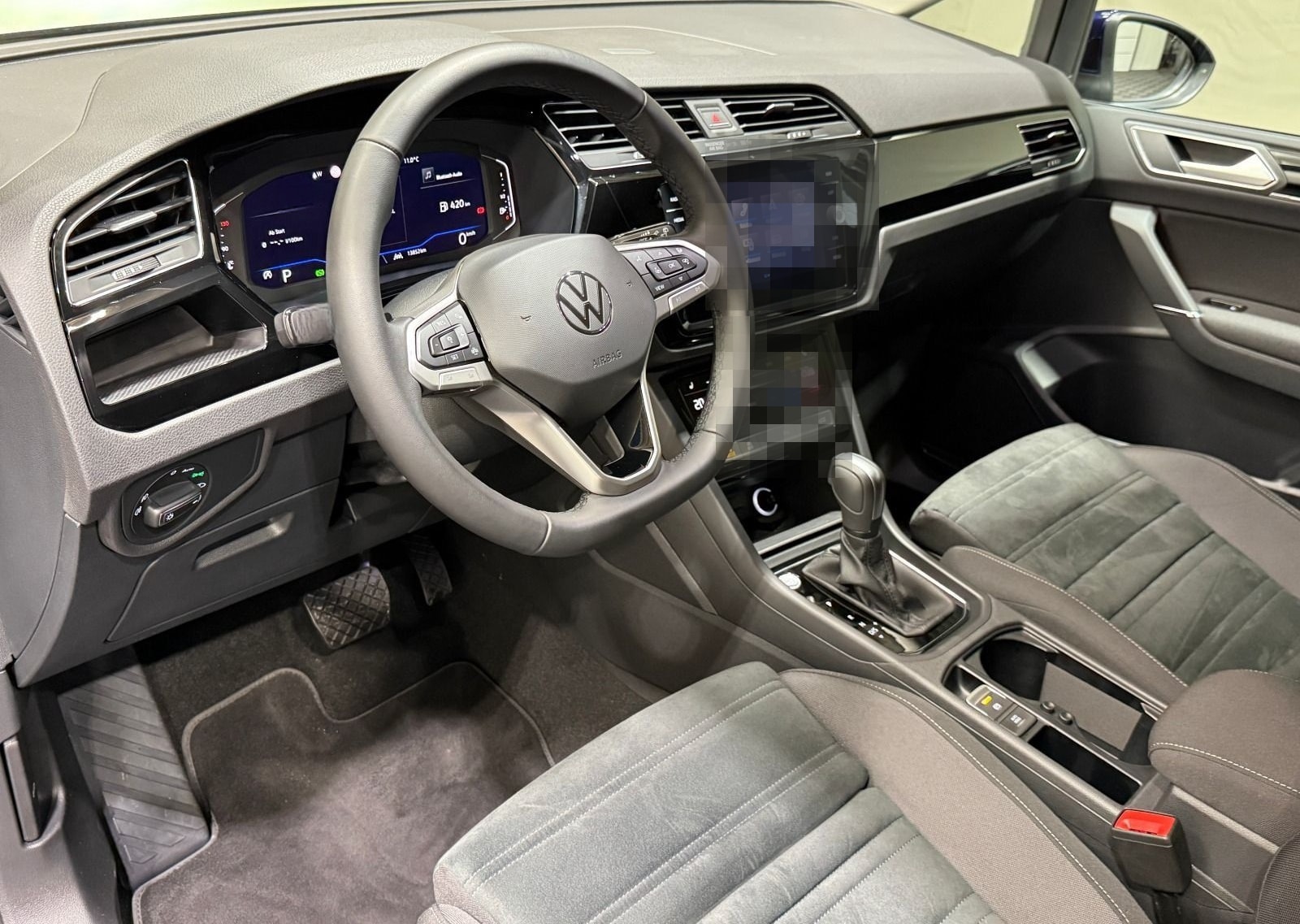 Volkswagen Touran Highline 2.0 TDI DSG | 7-SITZ LED ACC NAV foto 19