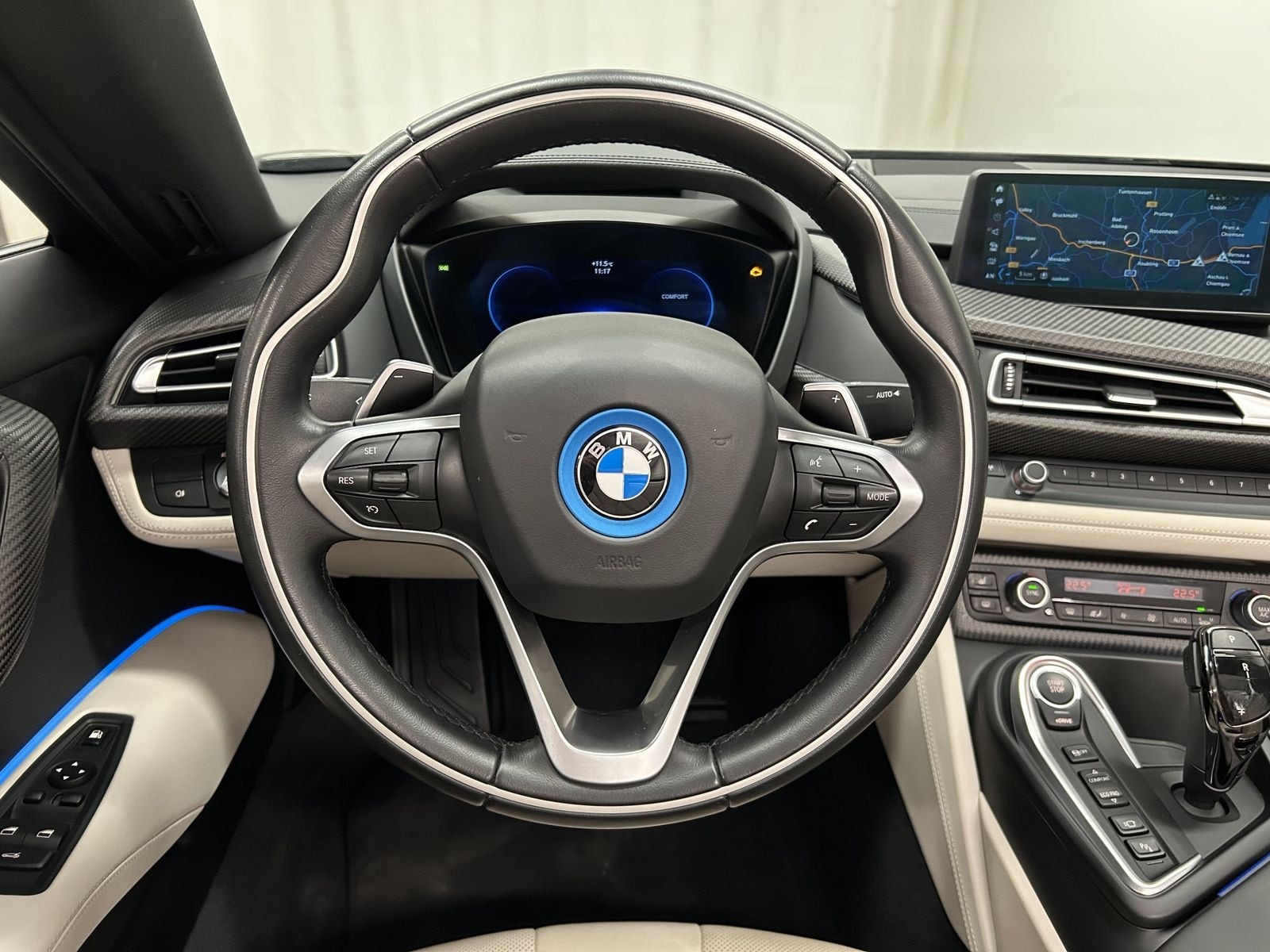 BMW i8 Roadster First Edition 1 of 200 Harman/Kardon foto 18