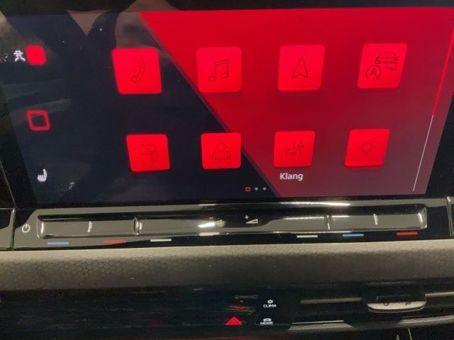 Volkswagen Golf 8 GTI 2.0 TSI DSG Clubsport MATRIX PANO HuD foto 20