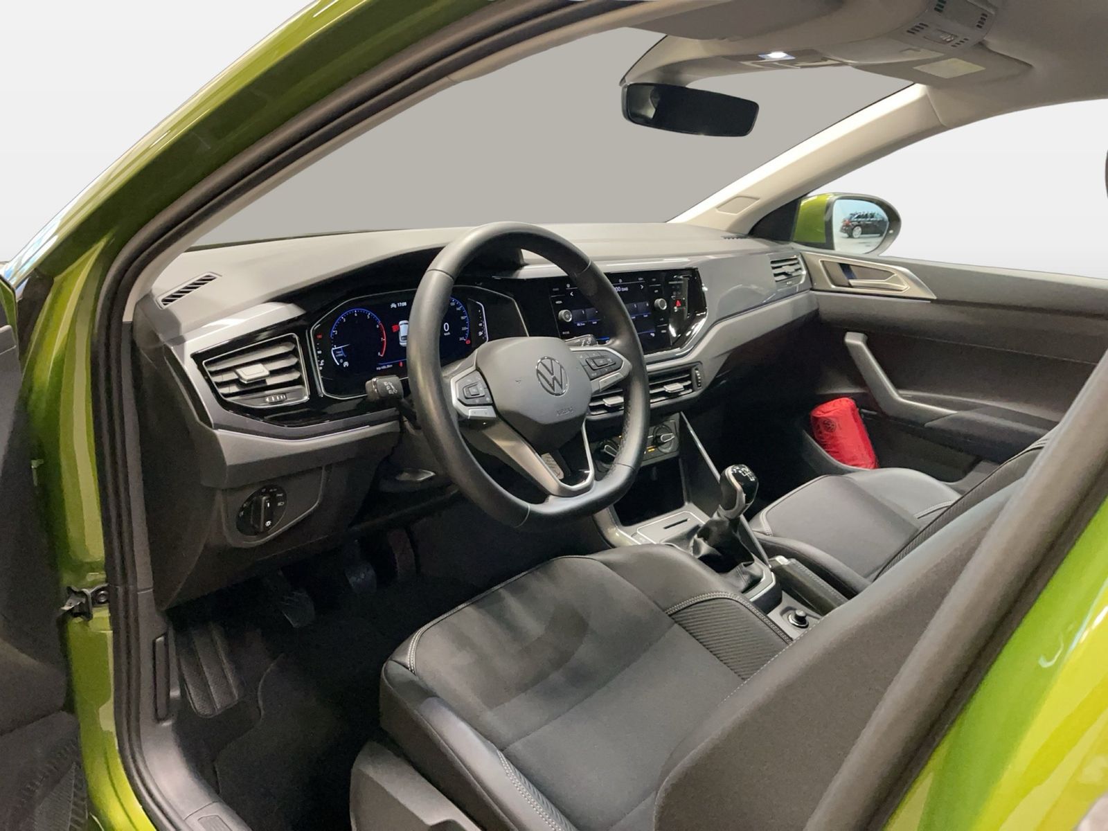 Volkswagen Taigo 1.0 TSI Style Fernlichtass. LED PDC SHZ foto 8