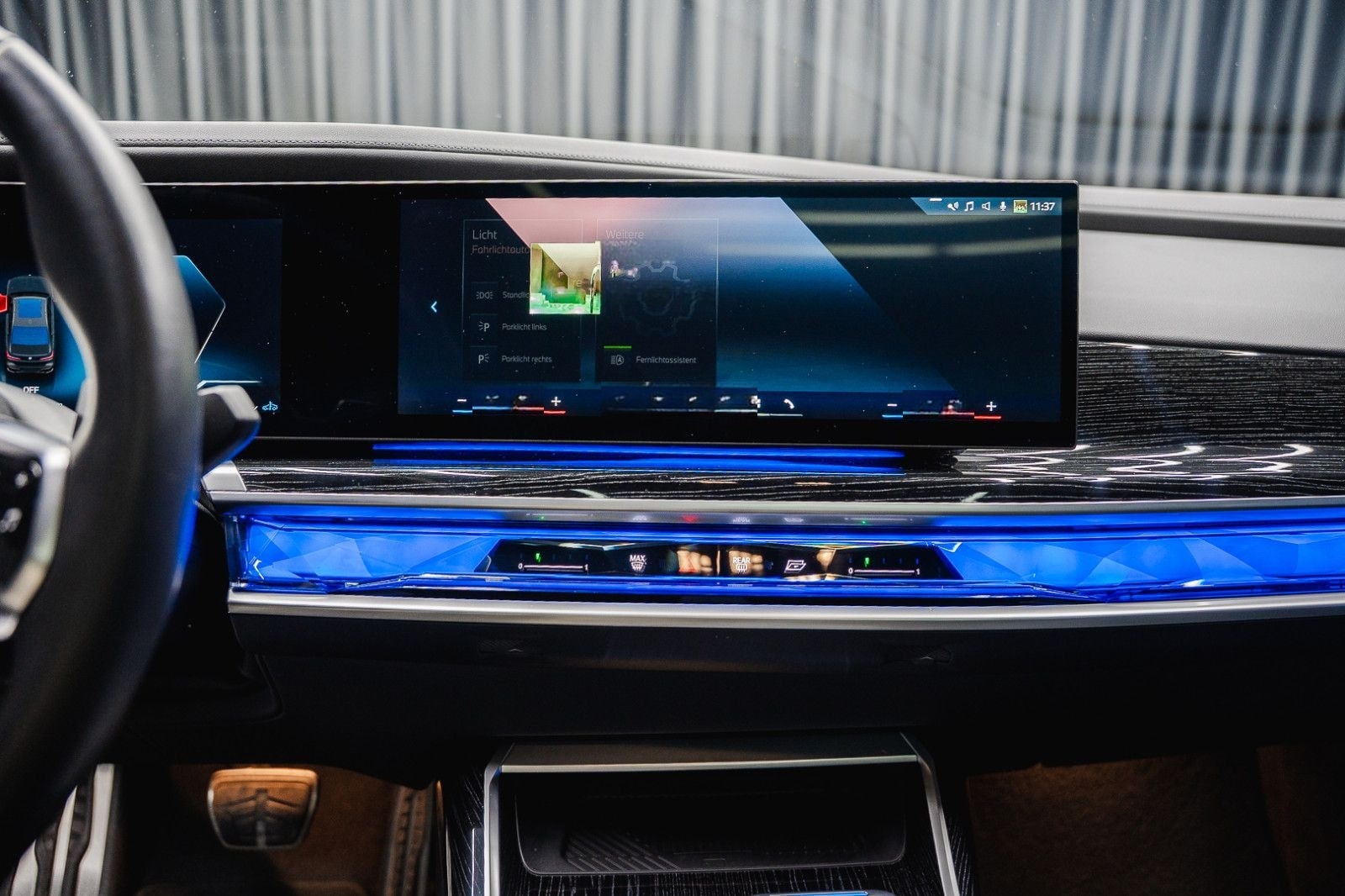 BMW 740 d xDrive *M Sport Pro*Iconic Glow*Theater TV foto 17