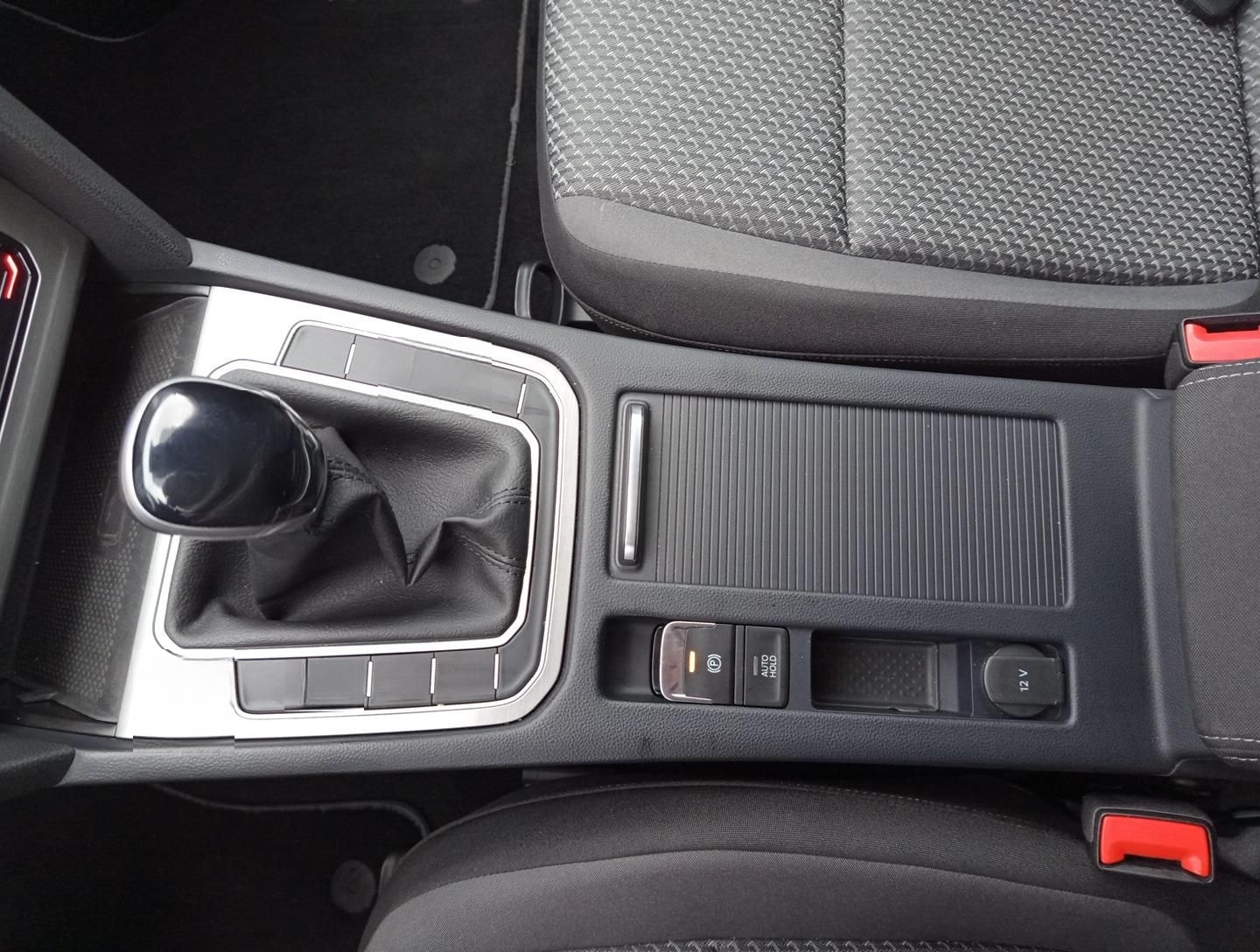 Volkswagen Passat Variant 2.0 TDI foto 11