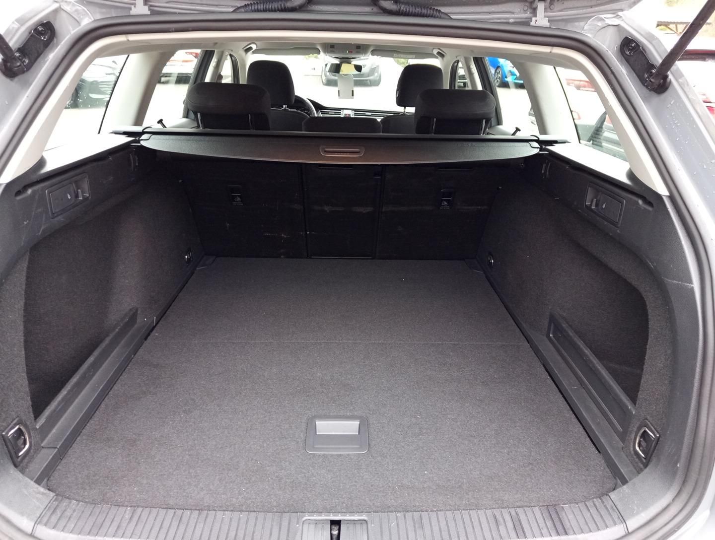 Volkswagen Passat Variant 2.0 TDI foto 21