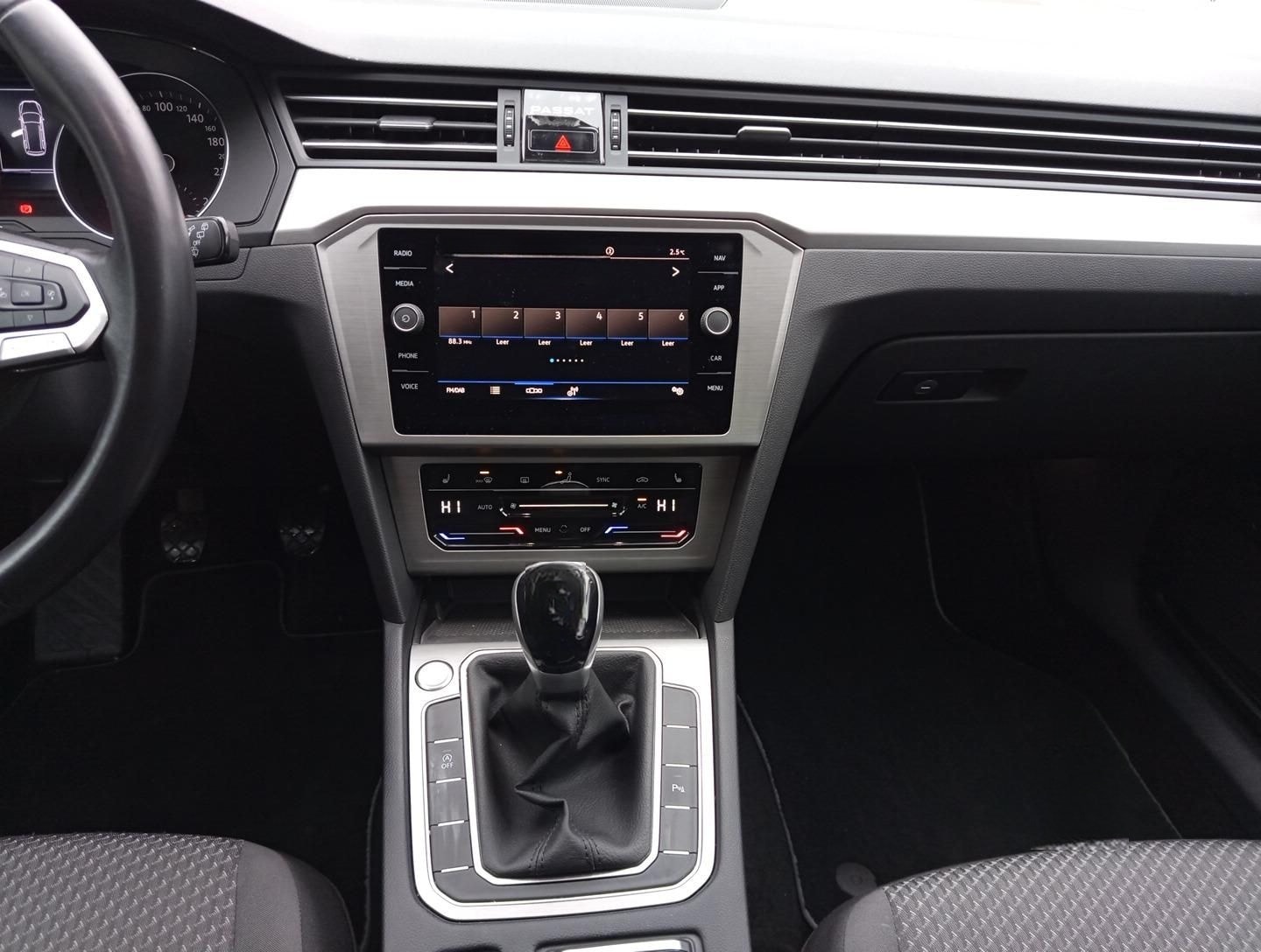 Volkswagen Passat Variant 2.0 TDI foto 8