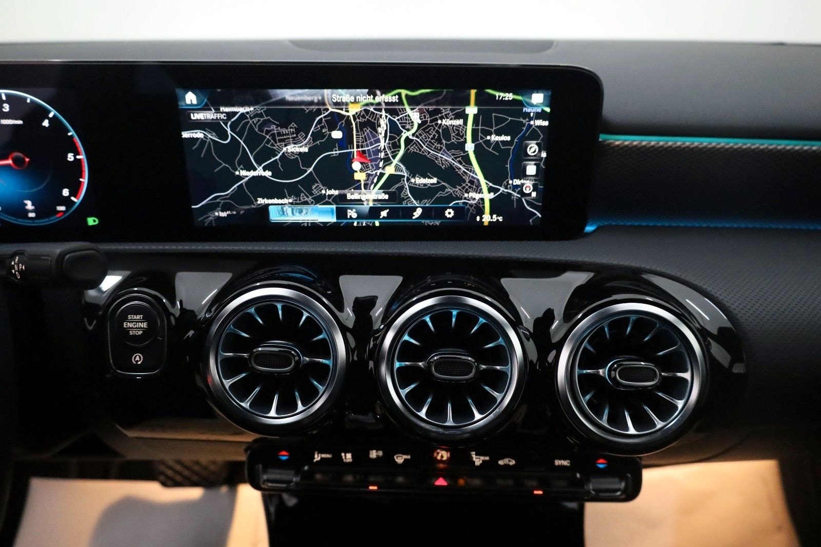 Mercedes-Benz A 200d Navi,Kamera,SH,PDC,Park Paket,Leder foto 11