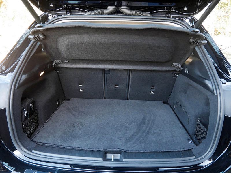 Mercedes-Benz GLA 220 4M // PROGRESSIVE KAMERA SPUR PDC SHZ foto 12