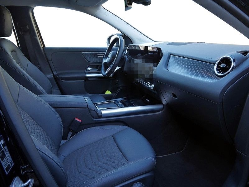 Mercedes-Benz GLA 220 4M // PROGRESSIVE KAMERA SPUR PDC SHZ foto 7