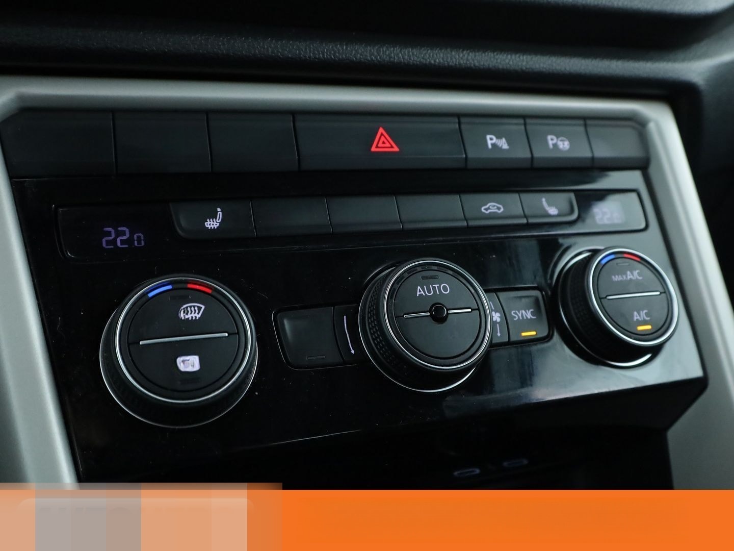 Volkswagen T-Roc 1.0 TSI Style*NAVI*LED*ACC*CAM* foto 24