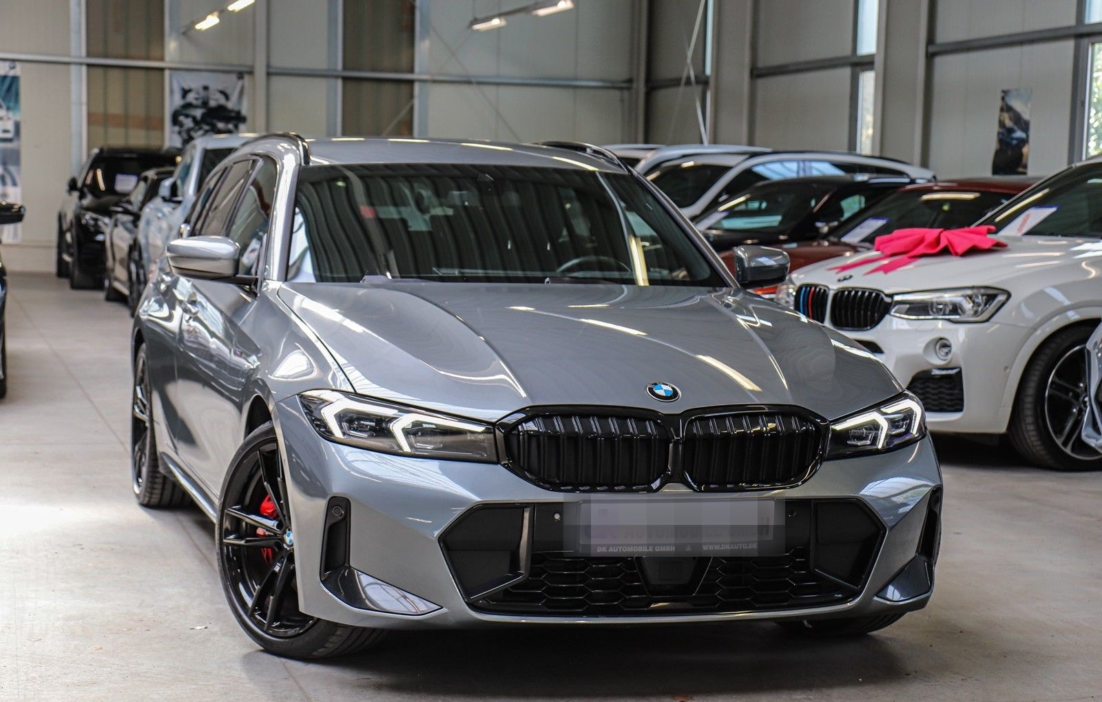 BMW 330d xDrive Touring Sport-Aut///M SPORT/HARMAN/ foto 2