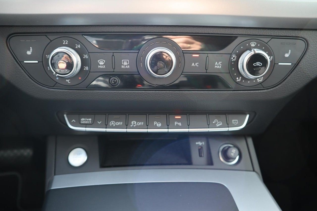 Audi Q5 40 TDI quattro S line Klima Navi foto 11