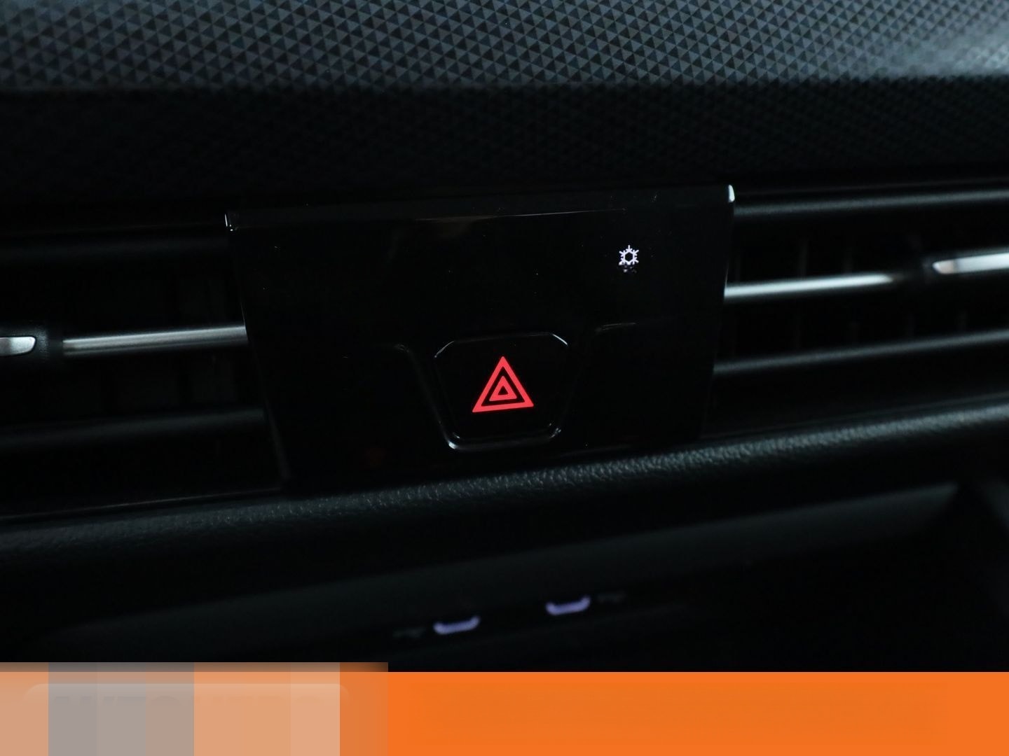 Volkswagen Golf VIII 2.0 TDI United Aut.*NAVI*AHK*ACC*LED* foto 24