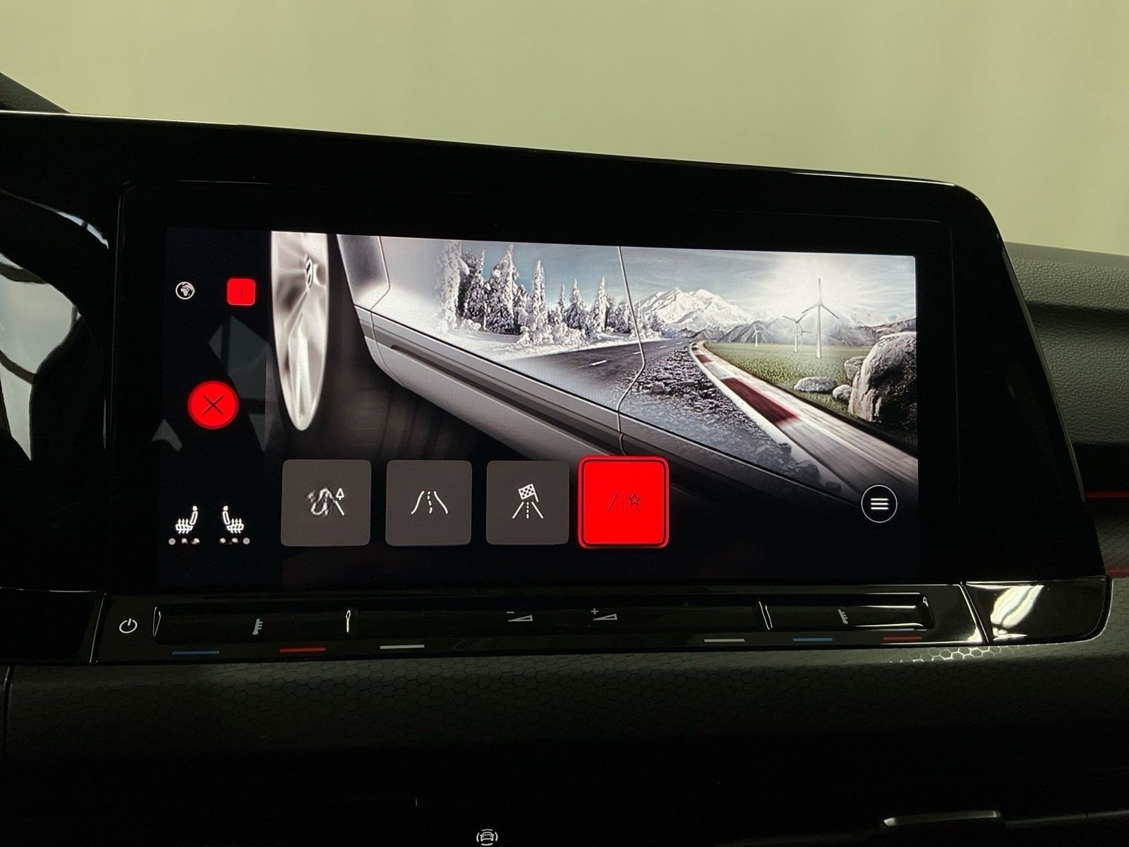 Volkswagen Golf VIII GTI CLUBSPORT 2.0TSI 300PS DSG ACC.NAV foto 17