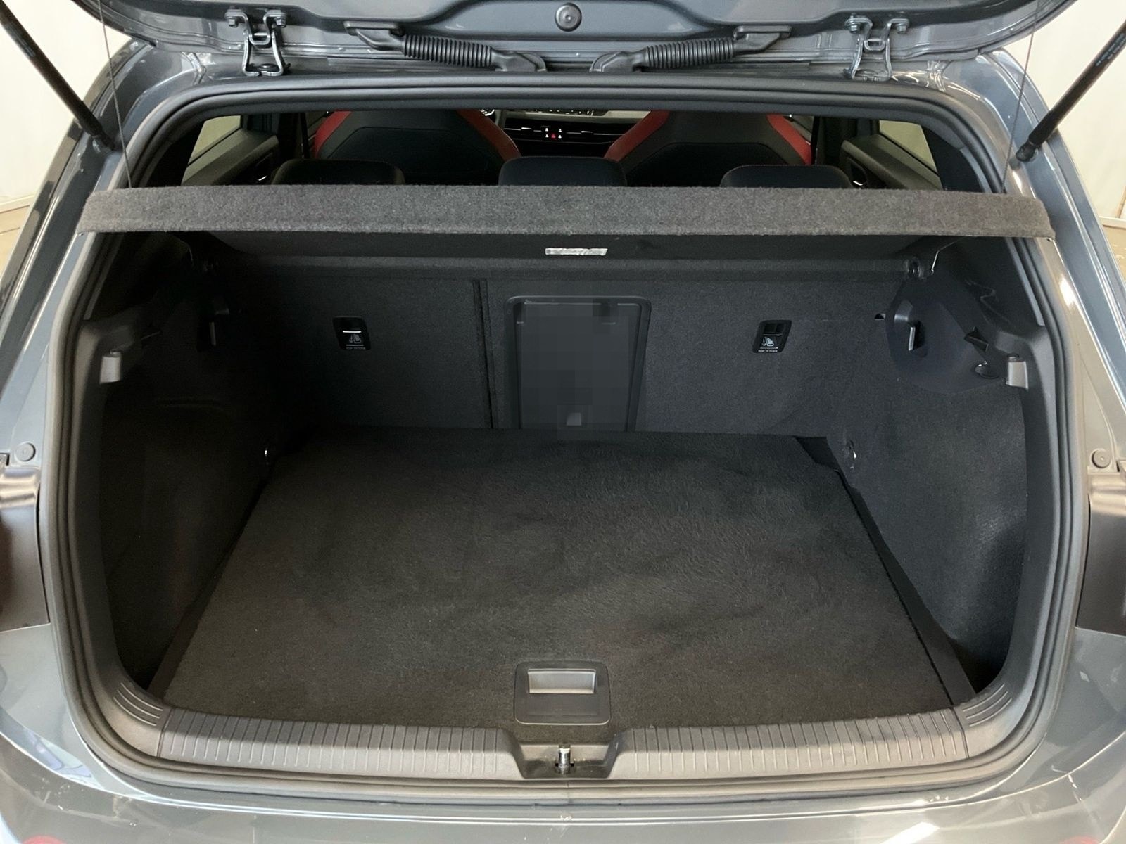 Volkswagen Golf VIII GTI CLUBSPORT 2.0TSI 300PS DSG ACC.NAV foto 8