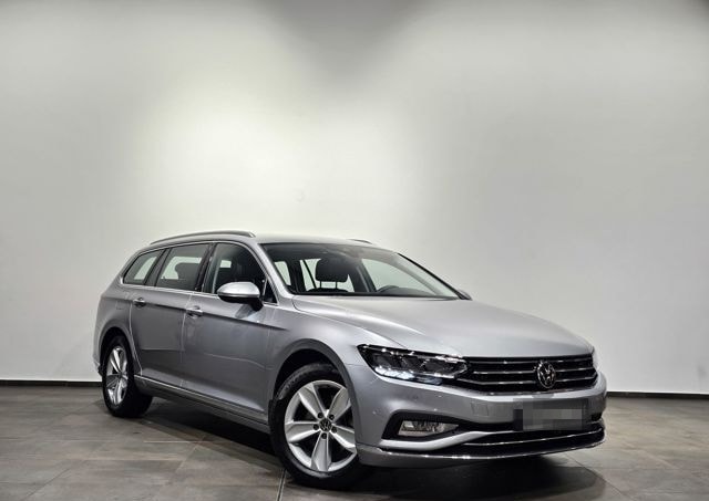 Volkswagen Passat 4Motion Sport Led Navi Leder AHK Kamera foto 2