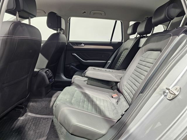 Volkswagen Passat 4Motion Sport Led Navi Leder AHK Kamera foto 15