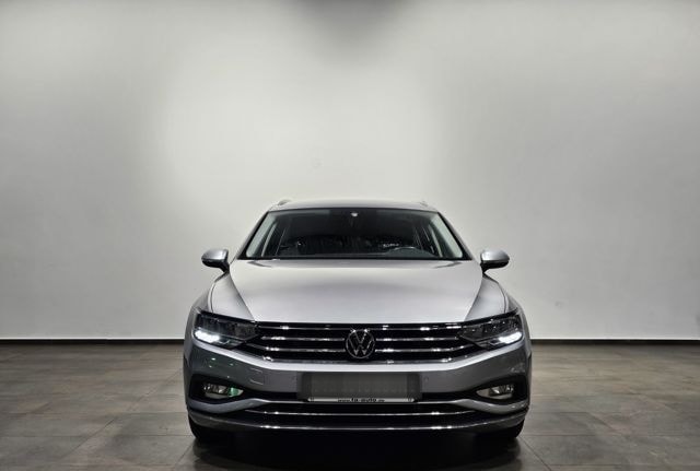 Volkswagen Passat 4Motion Sport Led Navi Leder AHK Kamera foto 3