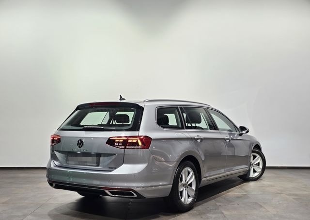 Volkswagen Passat 4Motion Sport Led Navi Leder AHK Kamera foto 9