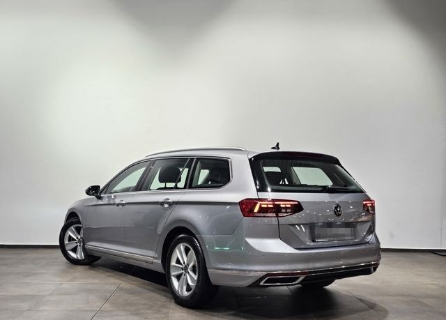 Volkswagen Passat 4Motion Sport Led Navi Leder AHK Kamera foto 10