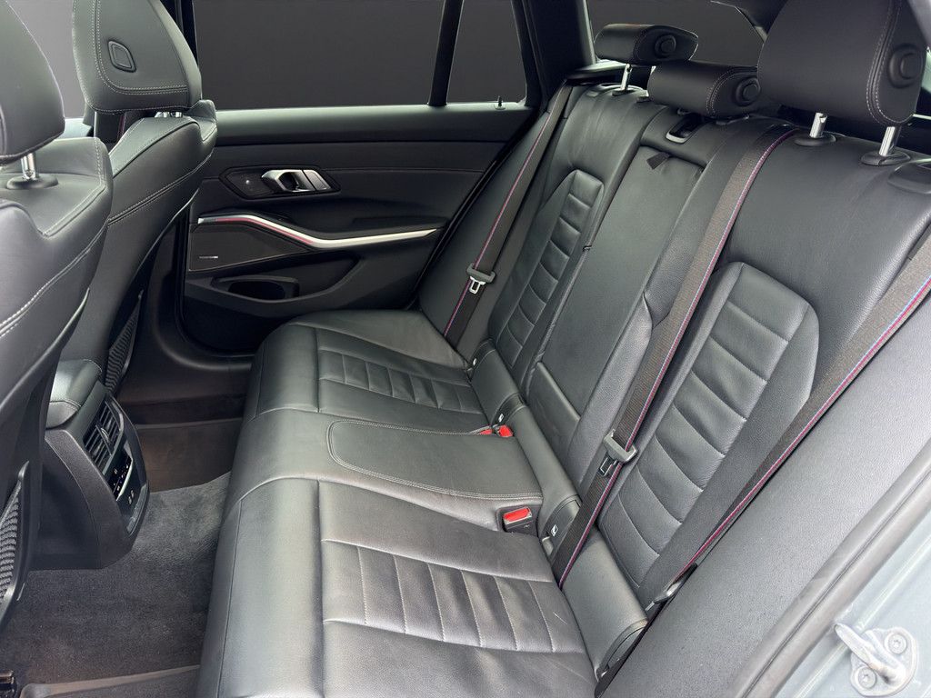 BMW 330d T. M-SPORT-PRO LED NAVI HUD PANO LEDER 19" foto 5