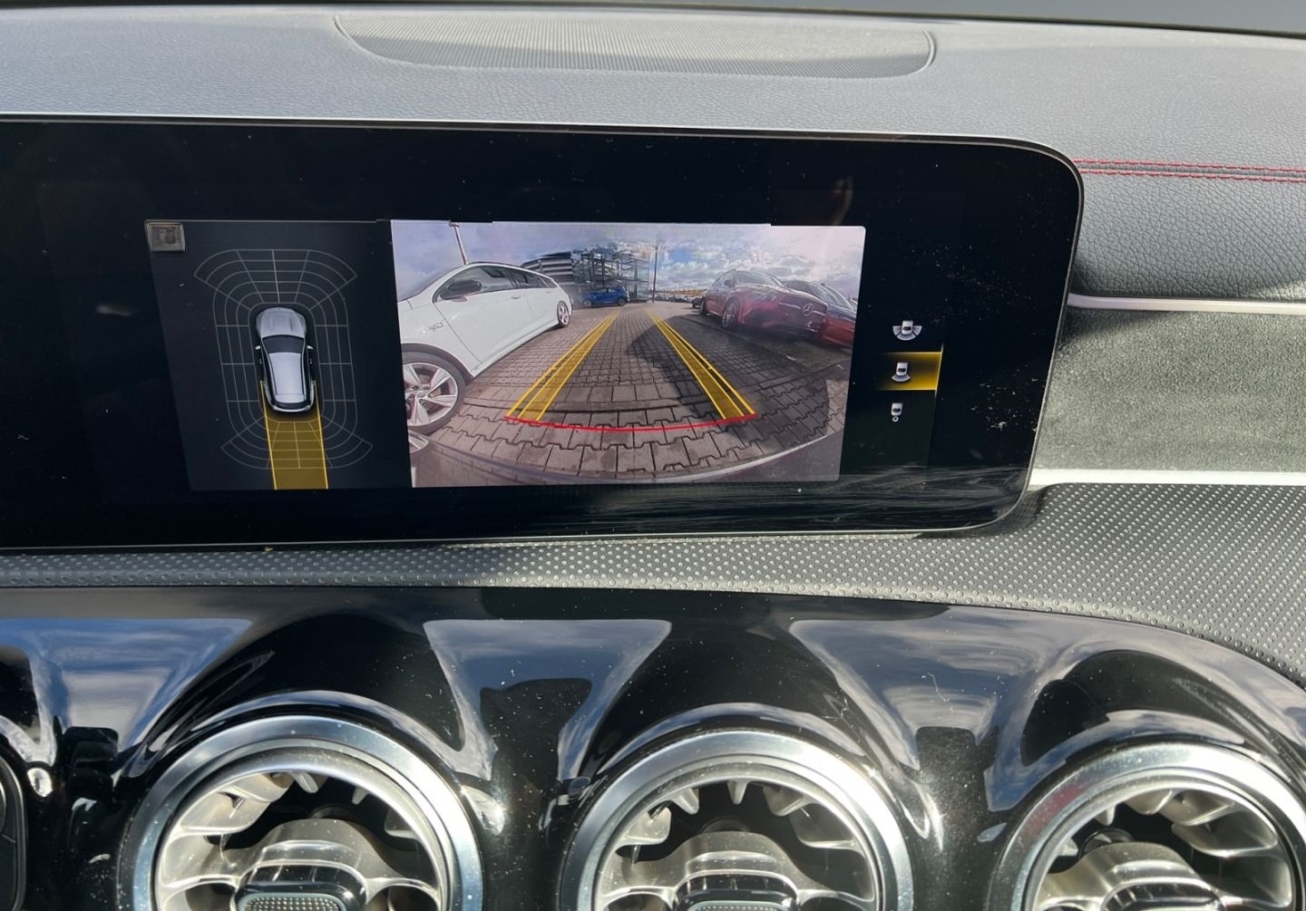 Mercedes-Benz CLA 200 Shooting Brake d AMG-Line LED Kamera foto 13