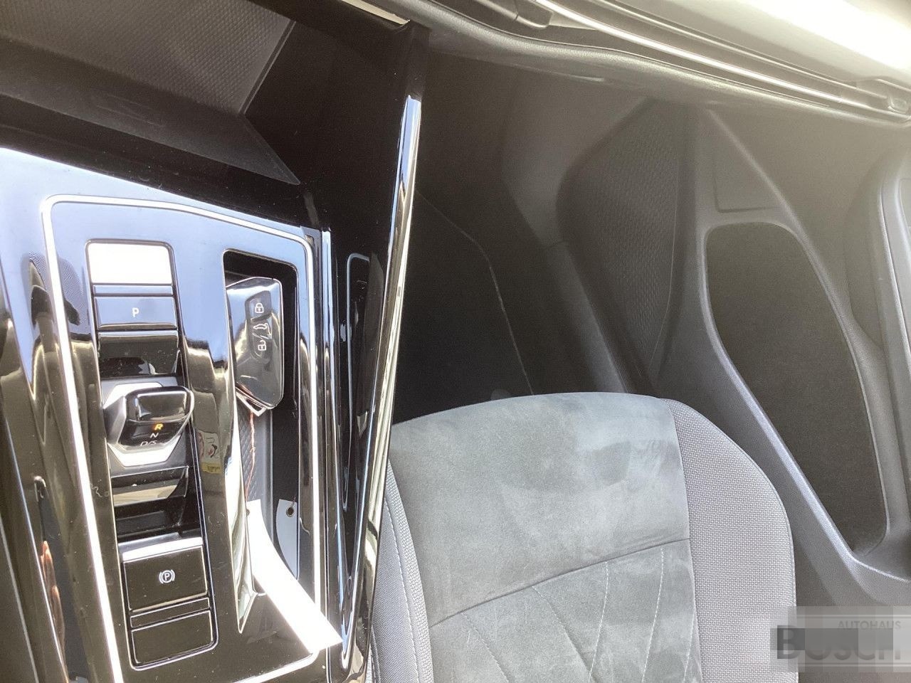 Volkswagen Golf VIII 1.4 eHybrid Style DSG Plug In Navi SHZ foto 23