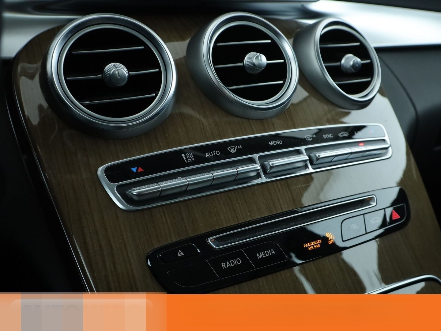 Mercedes-Benz C 180 CGI Exclusive Aut.*NAVI*LED*PDC*SHZ*TEMPO* foto 25