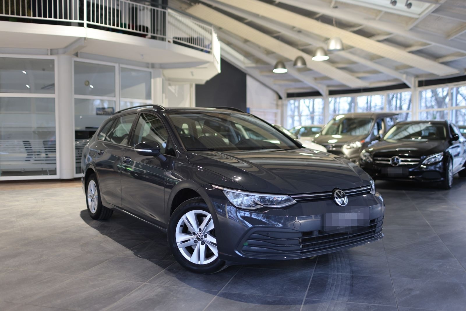 Volkswagen Golf VARIANT 2,0 TDI LIFE ANHÄNGERKUPPLUNG foto 1
