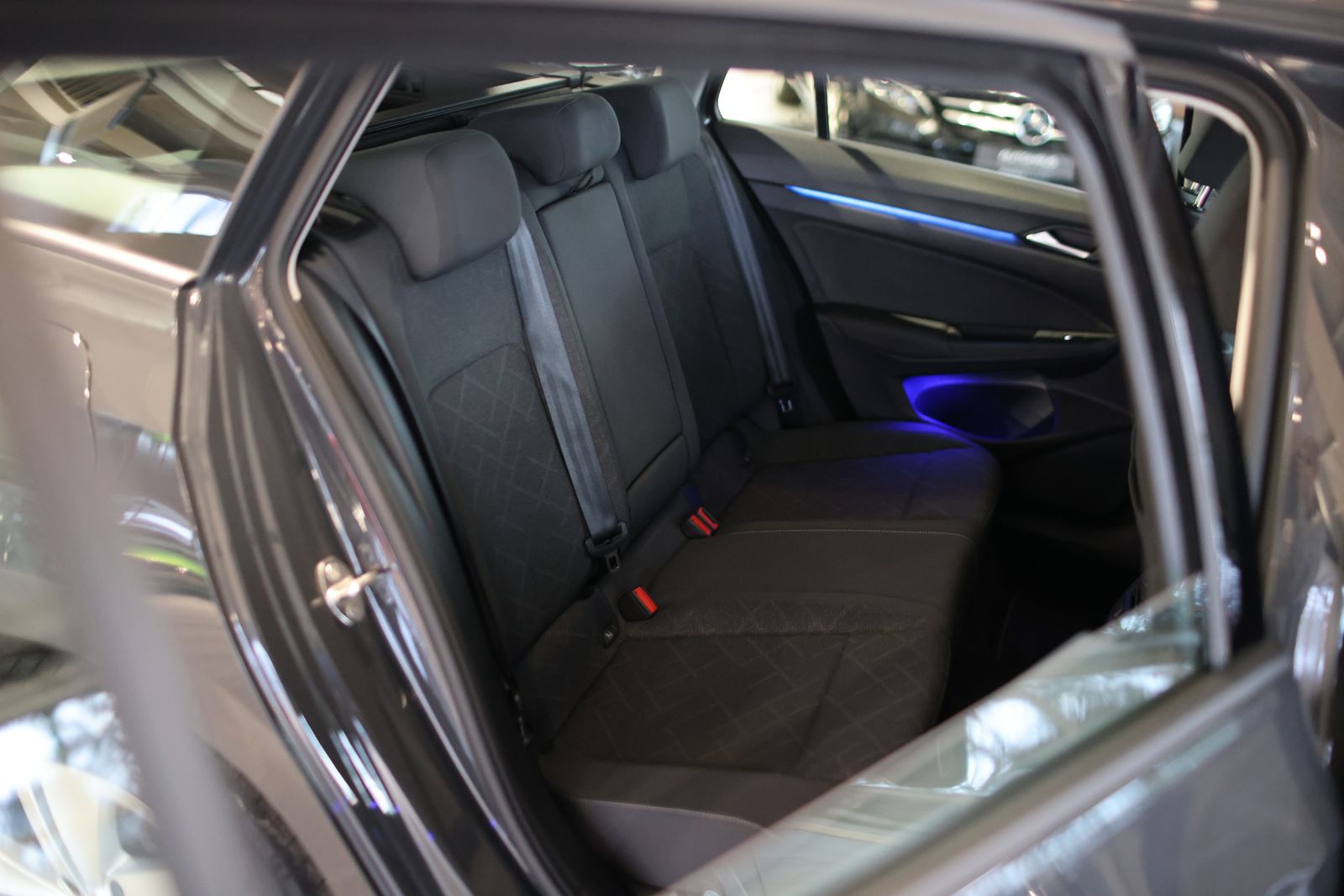 Volkswagen Golf VARIANT 2,0 TDI LIFE ANHÄNGERKUPPLUNG foto 13