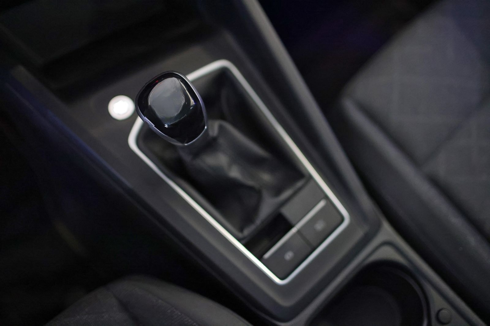 Volkswagen Golf VARIANT 2,0 TDI LIFE ANHÄNGERKUPPLUNG foto 14