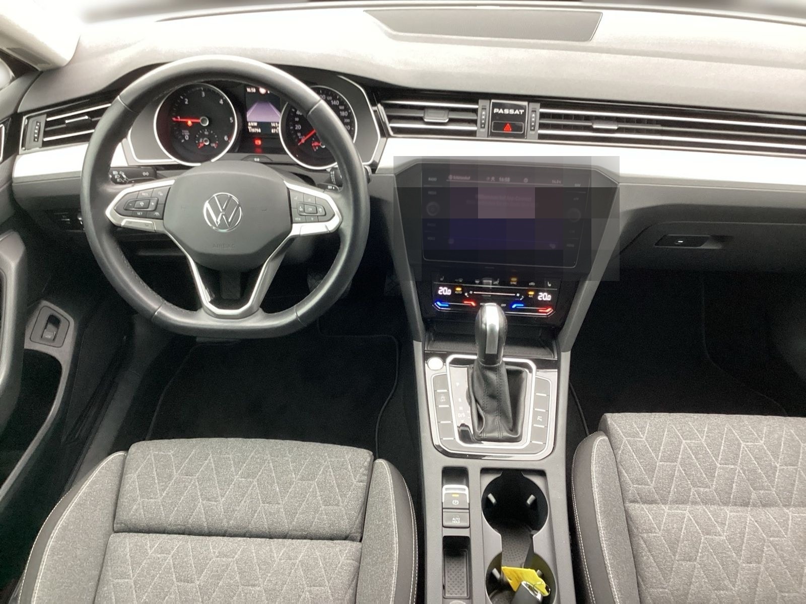 Volkswagen Passat Variant 2.0 TDI DSG BUSINESS +AHK +360° + foto 9