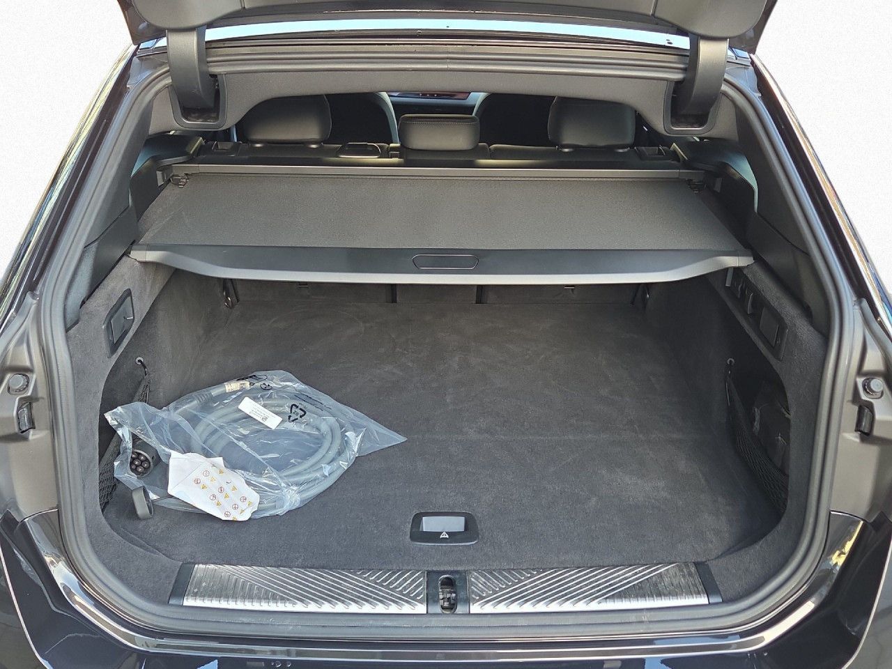 BMW 550e xDr T M SPORT Ad.Led,PANO,AHK,HUD,360,H/K foto 16