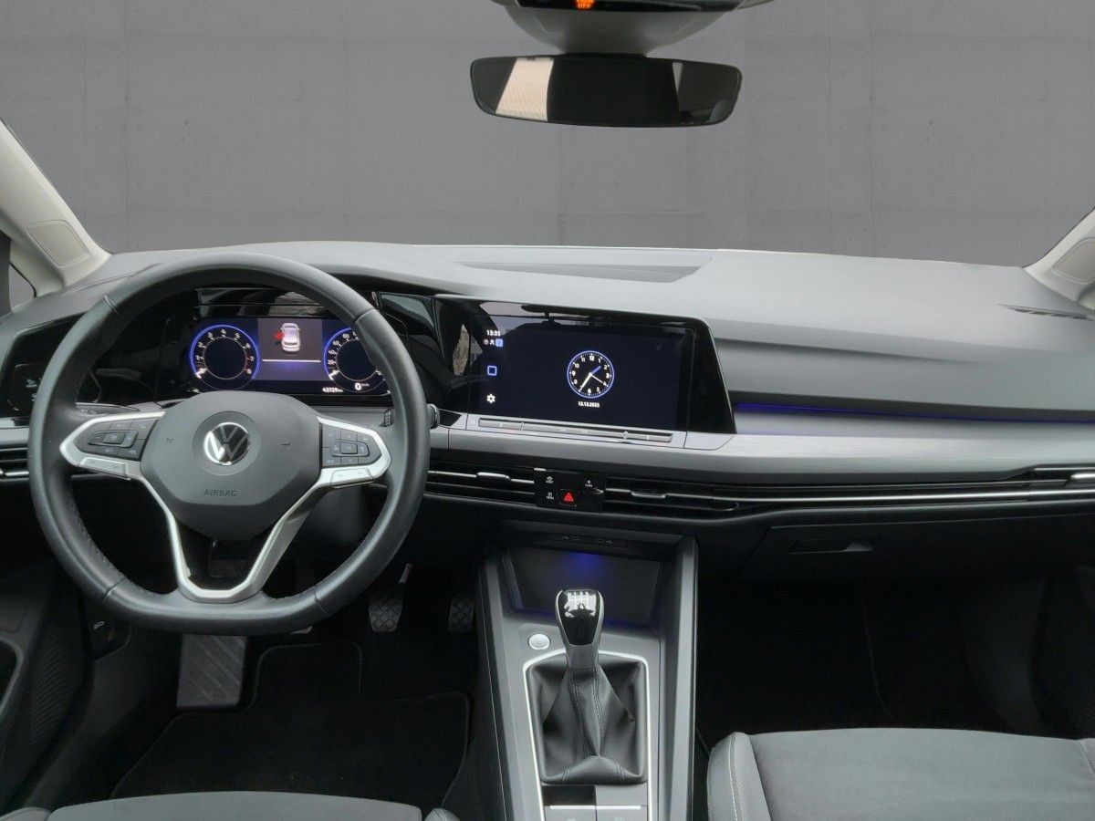 Volkswagen Golf VIII 1.5 TSI STYLE 5JG+ACC+AHK+NAVI+APP+SHZ foto 9