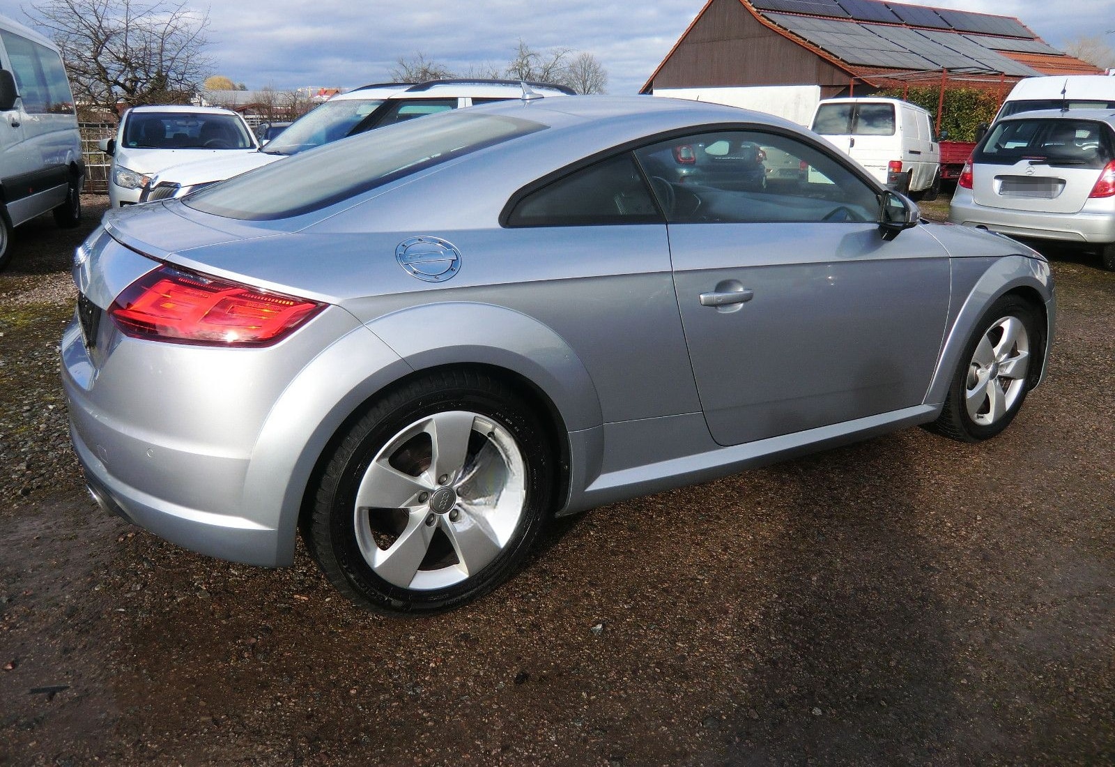 Audi TT Coupe 1.8 TFSI foto 3