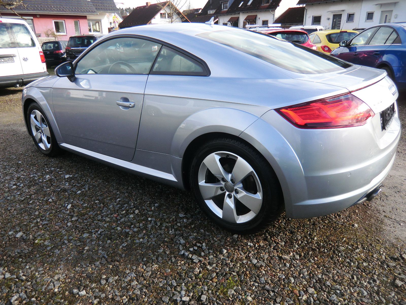 Audi TT Coupe 1.8 TFSI foto 4