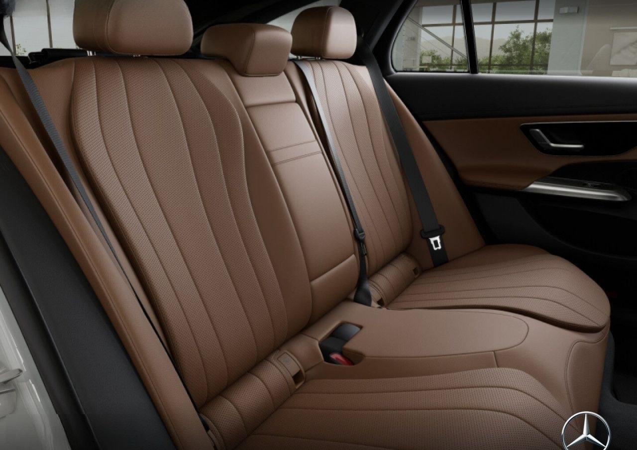 Mercedes-Benz E 300 de T Hybrid Edition AMG-Line Fahrass 360° foto 12