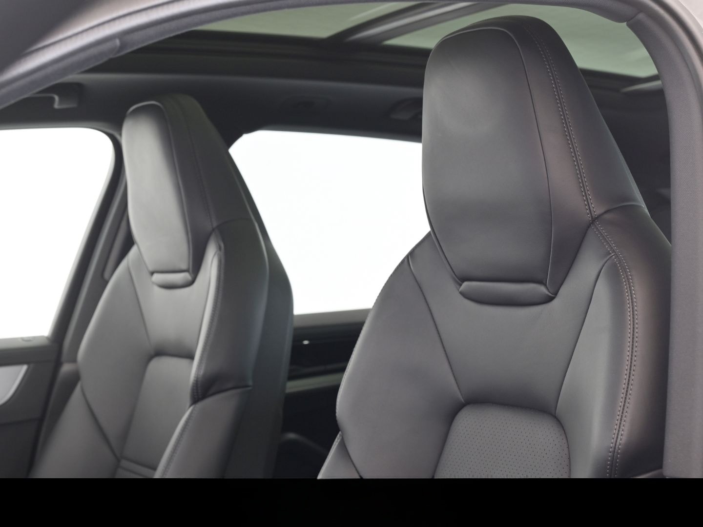 Porsche Cayenne E-Hybrid kreide AHK PANO LUFT Bose Surro foto 15