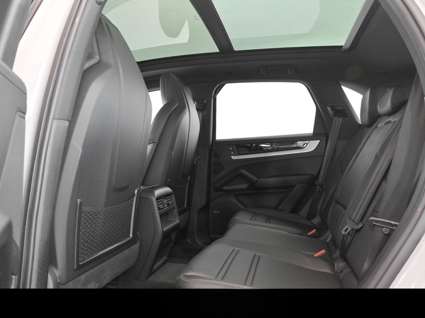 Porsche Cayenne E-Hybrid kreide AHK PANO LUFT Bose Surro foto 17
