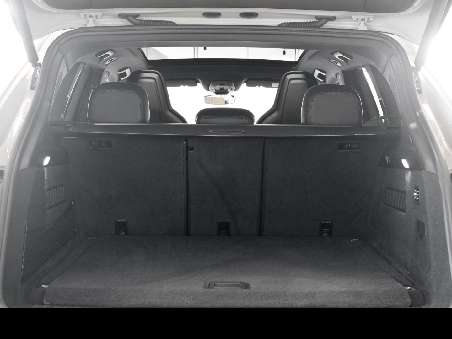 Porsche Cayenne E-Hybrid kreide AHK PANO LUFT Bose Surro foto 9