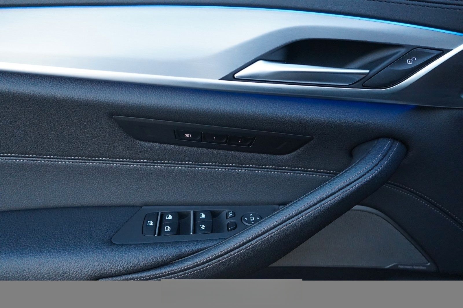 BMW 540d T. xDrive*1.HAND*M-SPORTPAKET*LASER*HUD*H&K foto 18