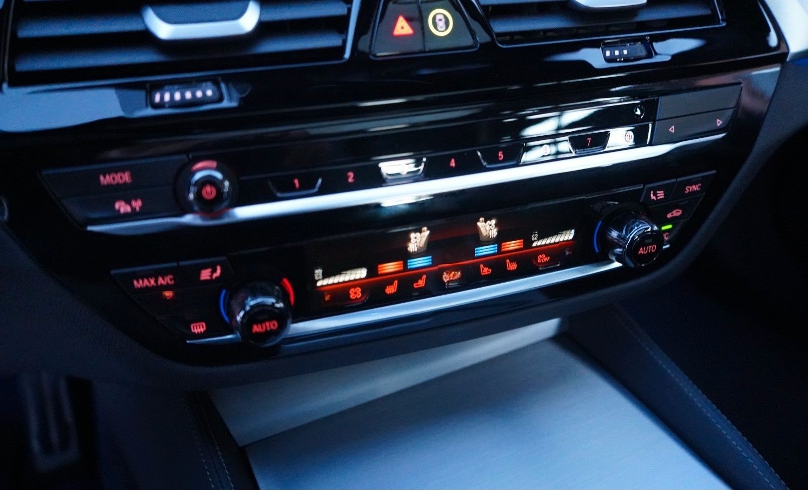 BMW 540d T. xDrive*1.HAND*M-SPORTPAKET*LASER*HUD*H&K foto 23