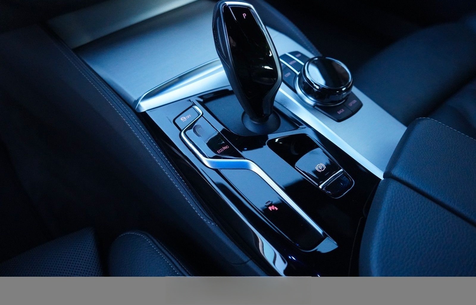 BMW 540d T. xDrive*1.HAND*M-SPORTPAKET*LASER*HUD*H&K foto 24