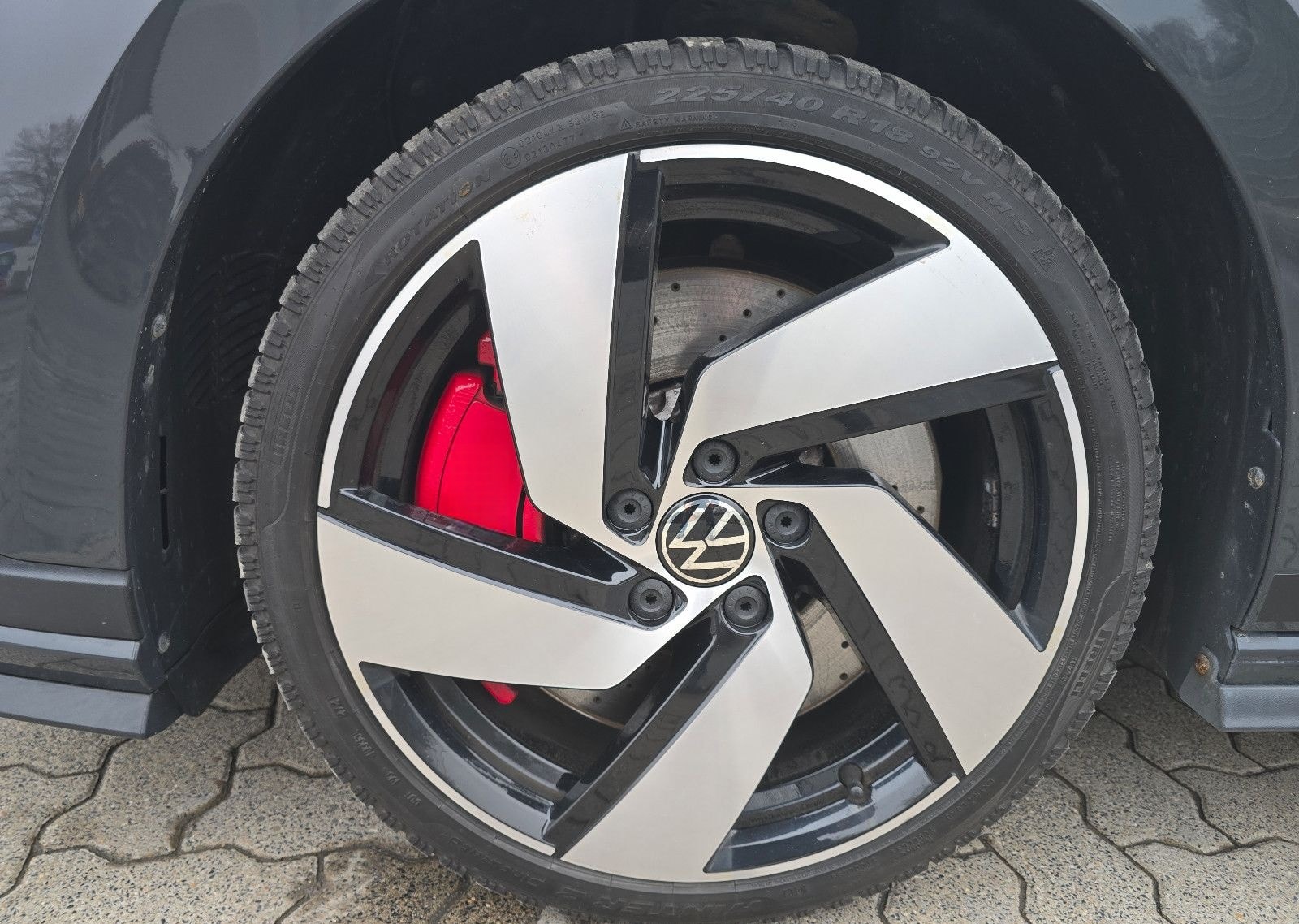 Volkswagen Golf VIII GTI 2.0 TSI Clubsport °SOUND°NAVI°DCC° foto 23