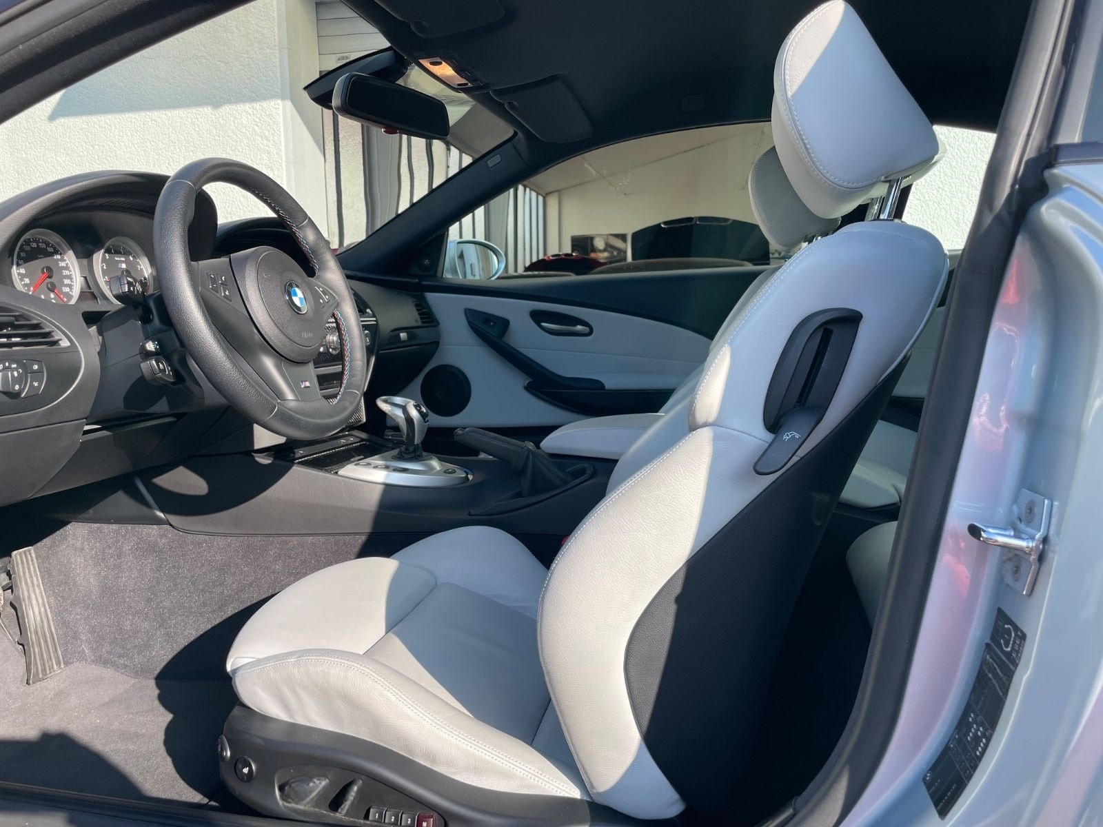 BMW M6 Coupé foto 19