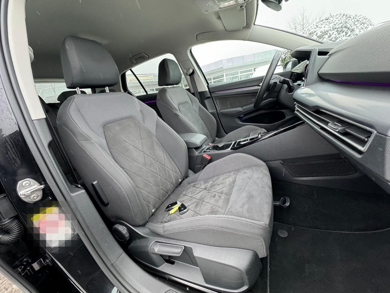 Volkswagen Golf Lim 2.0TDI DSG Style Matrix Navi PDC foto 9