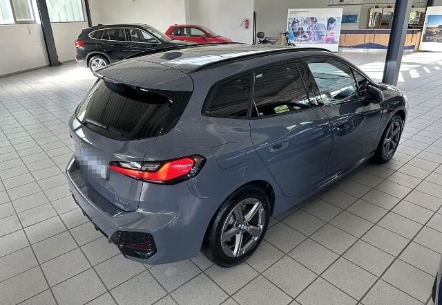 BMW 223 Active Tourer xDrive M-Sport HUD AHK Pannod foto 16