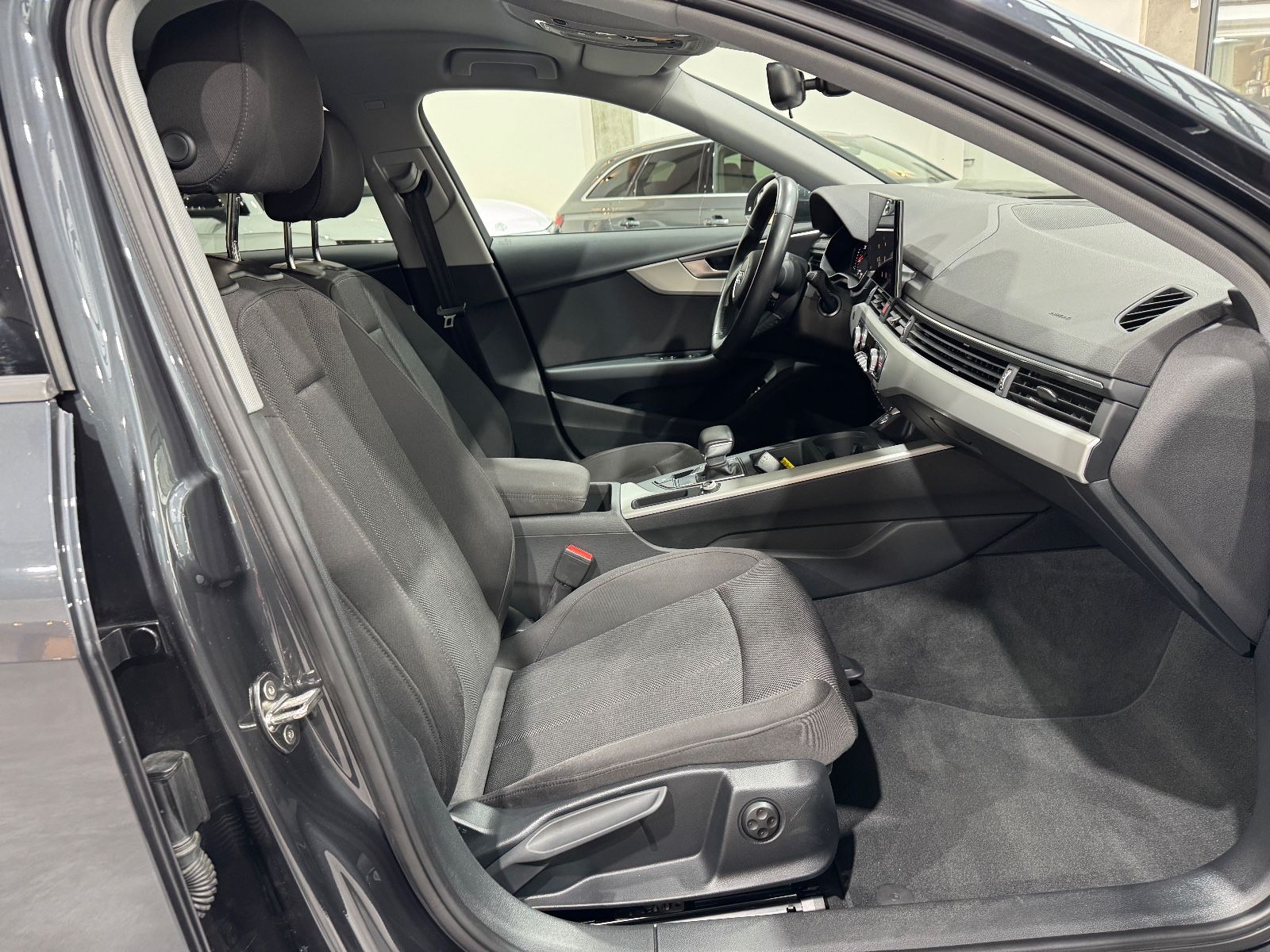 Audi A4 Avant 40 TDI*ACC*Led*MMI+*App Connect*DAB* foto 23