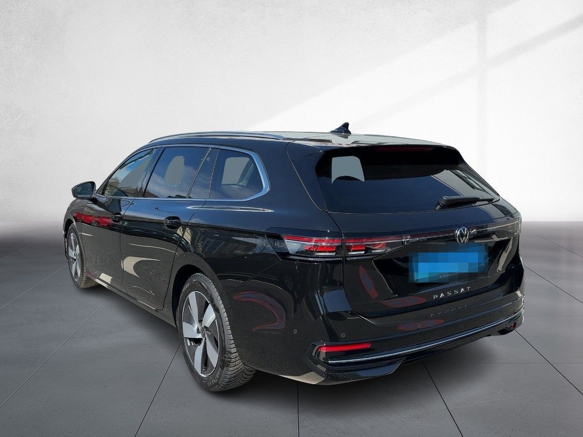 Volkswagen Passat Variant Elegance 2.0 TDI DSG IQ AHK AREA foto 2