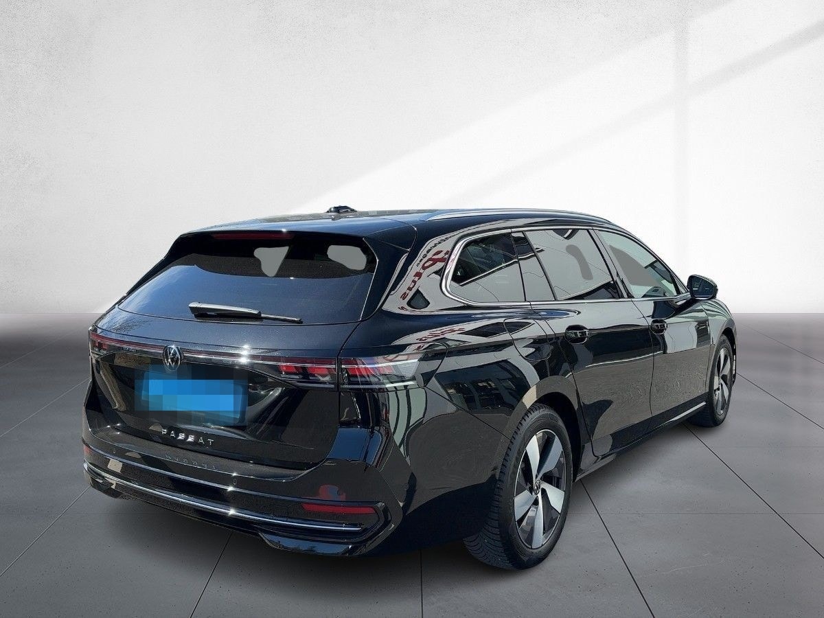 Volkswagen Passat Variant Elegance 2.0 TDI DSG IQ AHK AREA foto 3