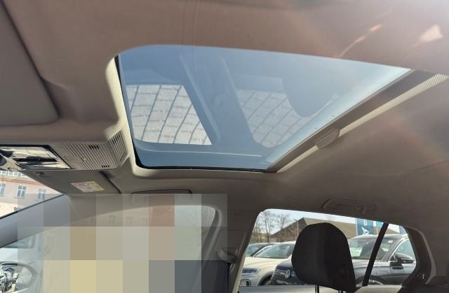 Volkswagen Golf Active 2.0 TDI 150 PS DSG AHK/PANO/HUD foto 12