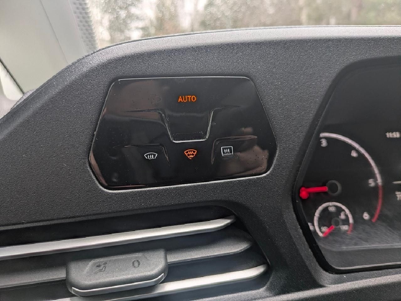 Volkswagen Caddy Cargo 2.0 TDI Maxi *AHK,LED,Scheibe* foto 12